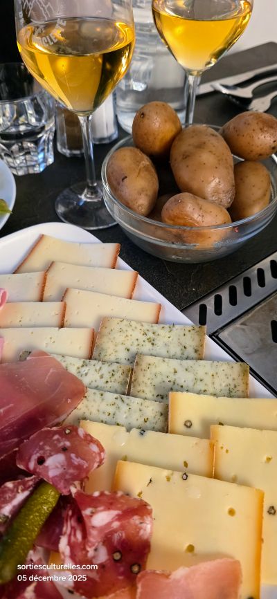 Paris 8ème, 4ème et 9ème – Les Fondues de la Raclette : l’esprit montagnard s’invite à Paris.